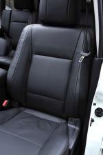 Mitsubishi Shogun Black 2012 года (UK)